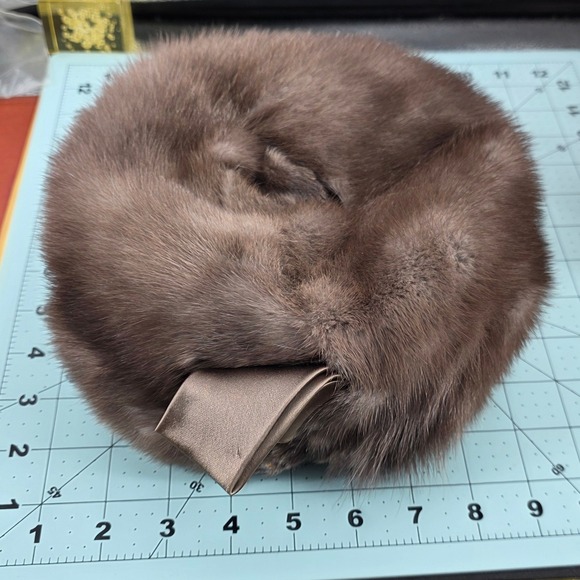 Anne\'s Vintage Mink Fur Pillbox Hat Brown Satin Bow Mid-Century Custom Millinery